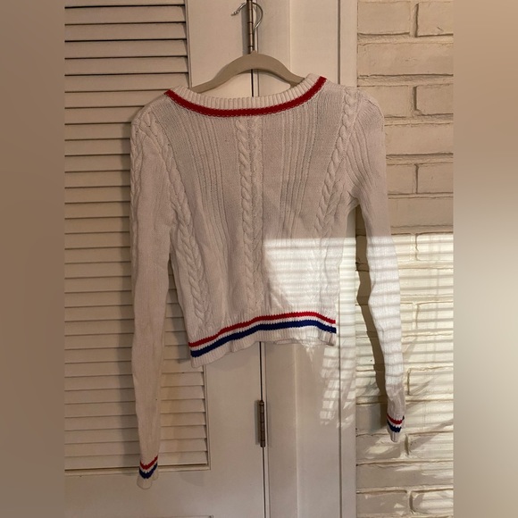 Forever 21 White Cropped Sweater Small - Picture 2 of 2